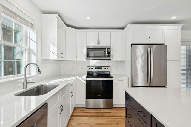 58 Three Ponds Drive, Brentwood, NH 03833