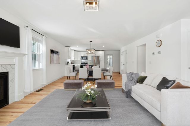 58 Three Ponds Drive, Brentwood, NH 03833