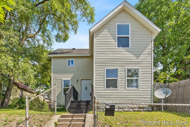 1115 Baxter Street, Grand Rapids, MI 49507