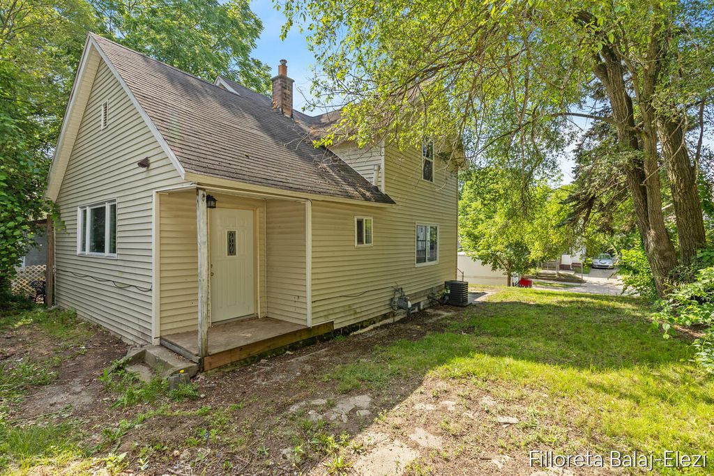 1115 Baxter Street, Grand Rapids, MI 49507