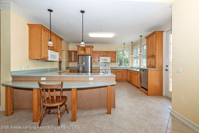 16677 Peacock Road, Haslett, MI 48840