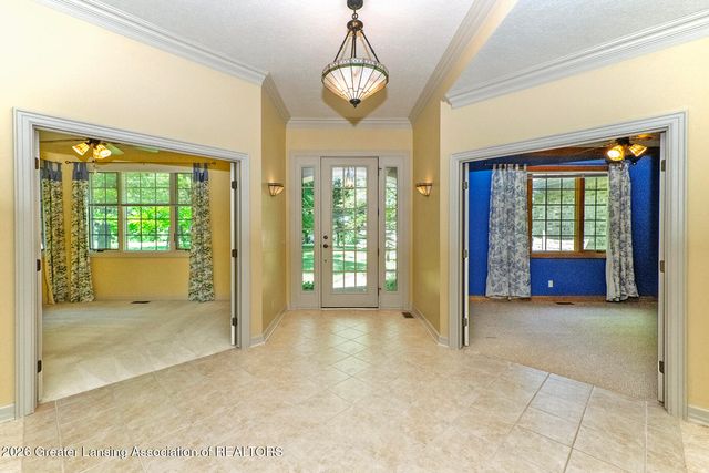 16677 Peacock Road, Haslett, MI 48840