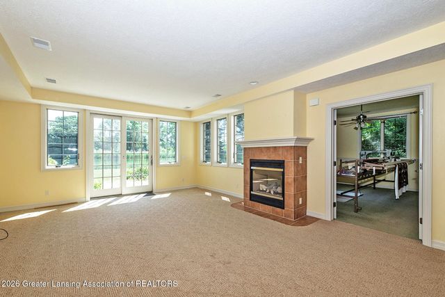 16677 Peacock Road, Haslett, MI 48840