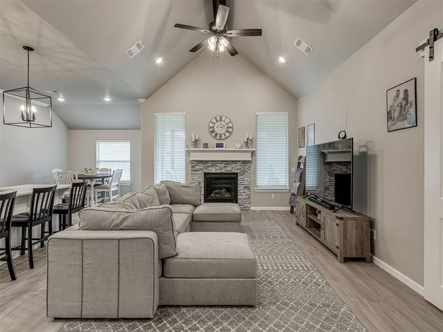713 Red River Drive, Yukon, OK 73099