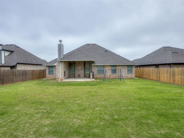 713 Red River Drive, Yukon, OK 73099