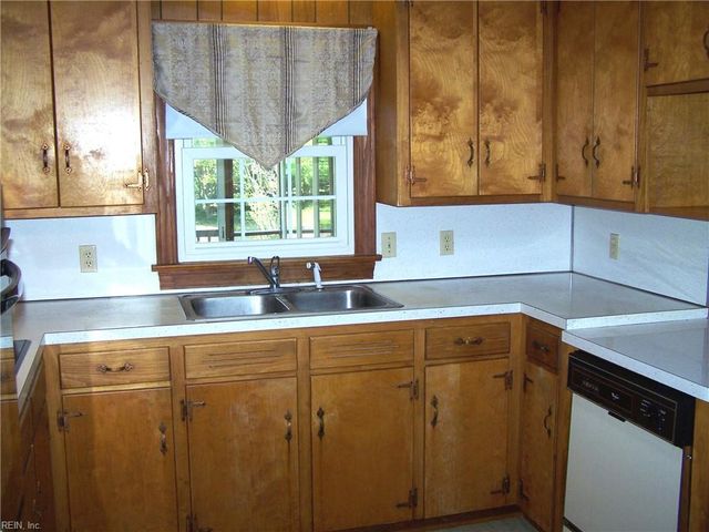 128 Verna ST, Franklin, VA 23851
