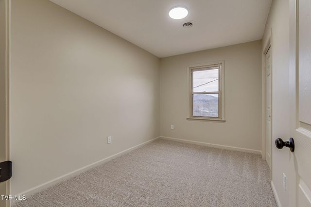 621 San Antonio Drive, Bristol, TN 37620