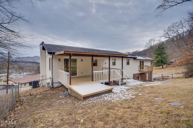 621 San Antonio Drive, Bristol, TN 37620