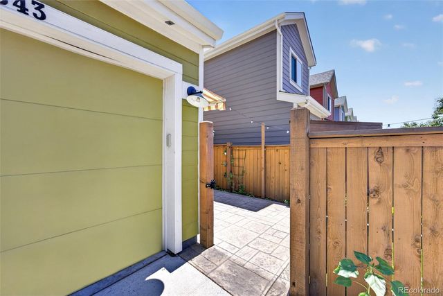 5843 Boston Street, Denver, CO 80238