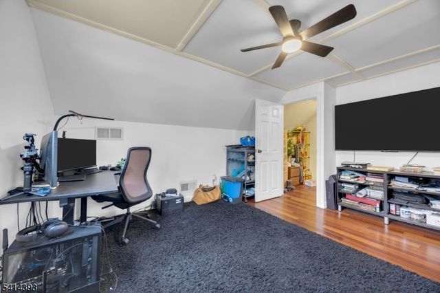 321 Sherwood Rd, Union Twp., NJ 07083