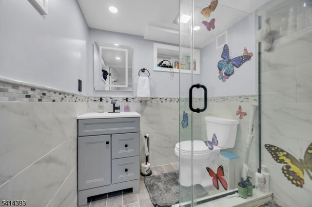 321 Sherwood Rd, Union Twp., NJ 07083