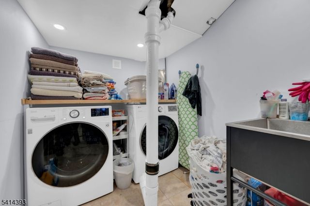 321 Sherwood Rd, Union Twp., NJ 07083