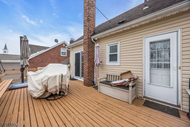 321 Sherwood Rd, Union Twp., NJ 07083