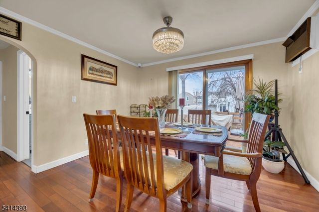 321 Sherwood Rd, Union Twp., NJ 07083