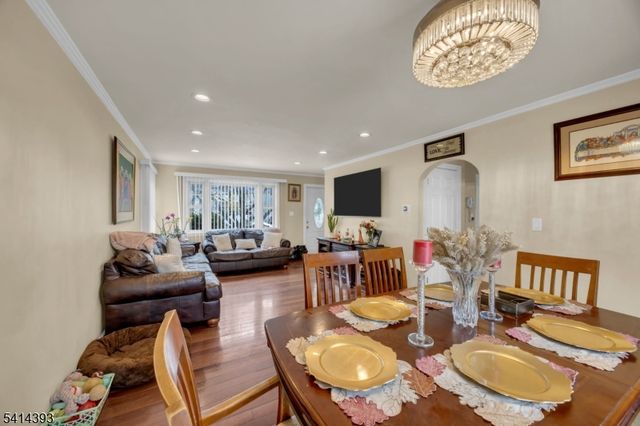 321 Sherwood Rd, Union Twp., NJ 07083