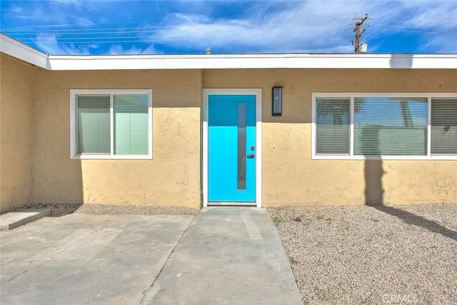 386 W Sunview Avenue, Palm Springs, CA 92262