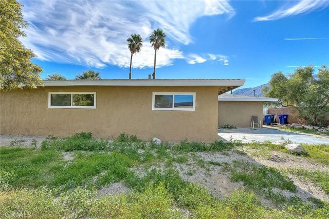 386 W Sunview Avenue, Palm Springs, CA 92262
