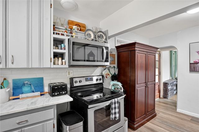 594 Whitestown Rd, Twp Of But Sw, PA 16001