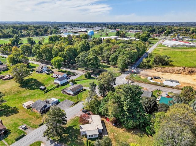 594 Whitestown Rd, Twp Of But Sw, PA 16001