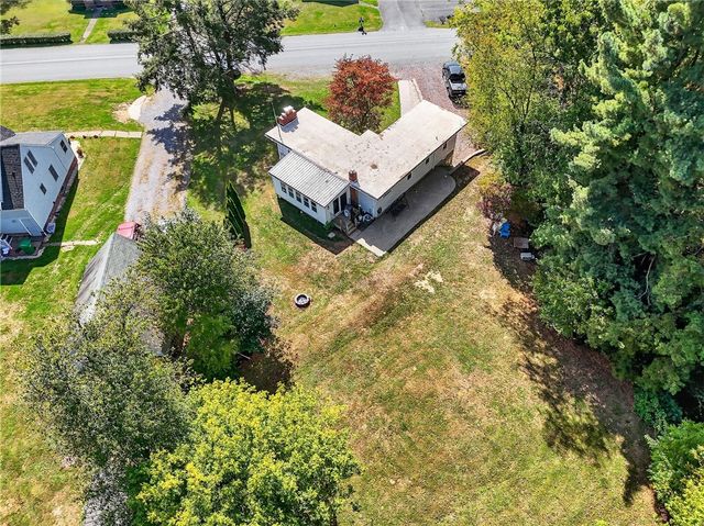 594 Whitestown Rd, Twp Of But Sw, PA 16001