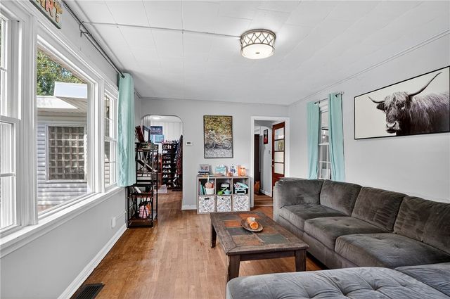 594 Whitestown Rd, Twp Of But Sw, PA 16001