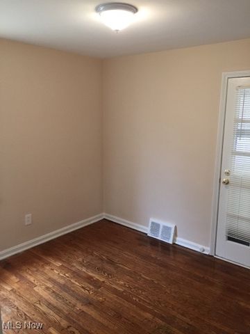 3741 Monticello Boulevard, Cleveland Heights, OH 44121