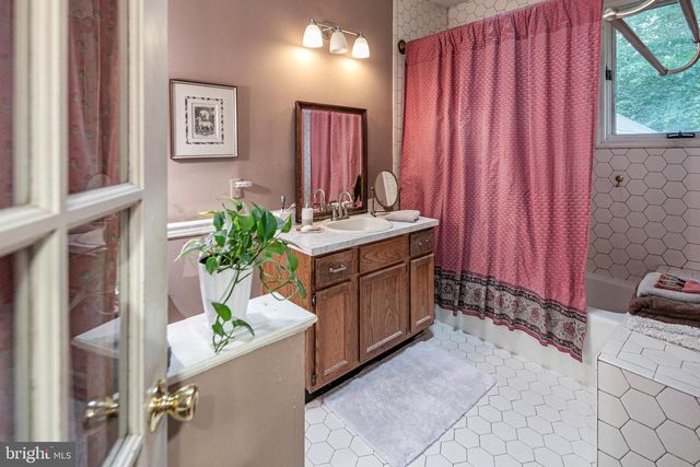 118 WORMAN RD, Stockton, NJ 08559