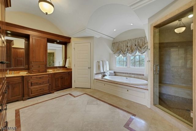 6 Prudence Ln, Mendham Twp., NJ 07960