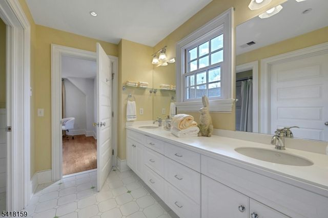 6 Prudence Ln, Mendham Twp., NJ 07960