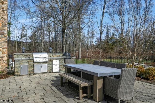 6 Prudence Ln, Mendham Twp., NJ 07960