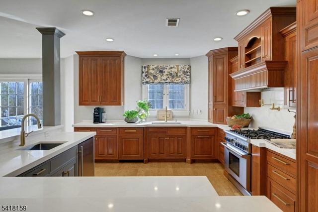 6 Prudence Ln, Mendham Twp., NJ 07960