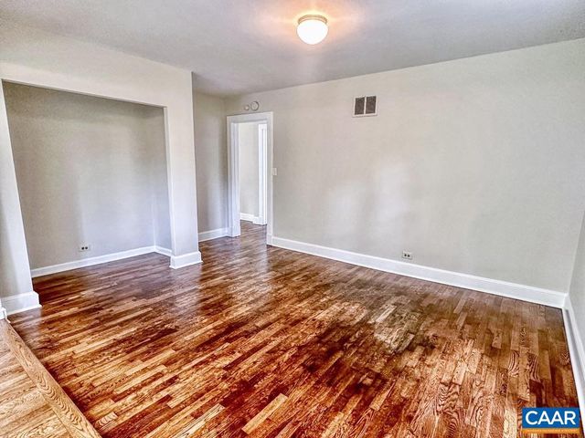 211 MARTINSBURG AVE, Gordonsville, VA 22942