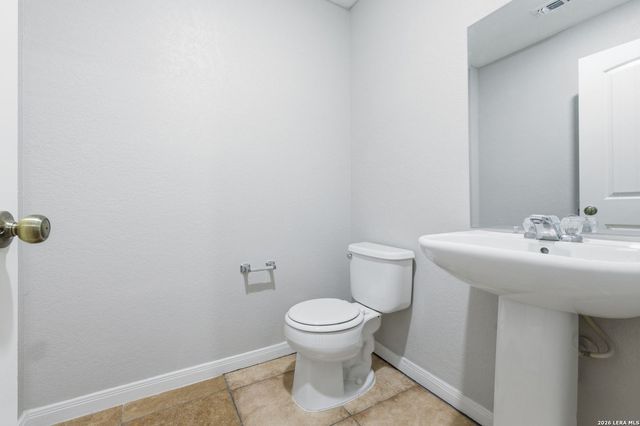 5764 Maxfli, Schertz, TX 78108