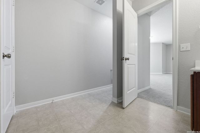 5764 Maxfli, Schertz, TX 78108