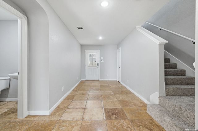 5764 Maxfli, Schertz, TX 78108