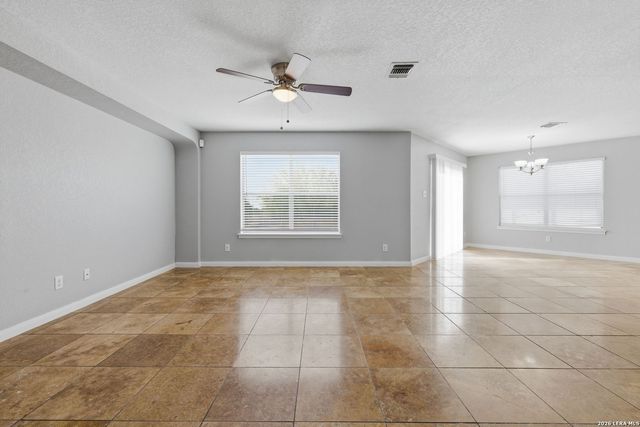 5764 Maxfli, Schertz, TX 78108