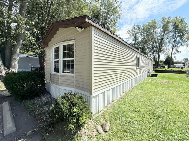 3026 Village Lane, Lot #63, Brooklyn, MI 49230