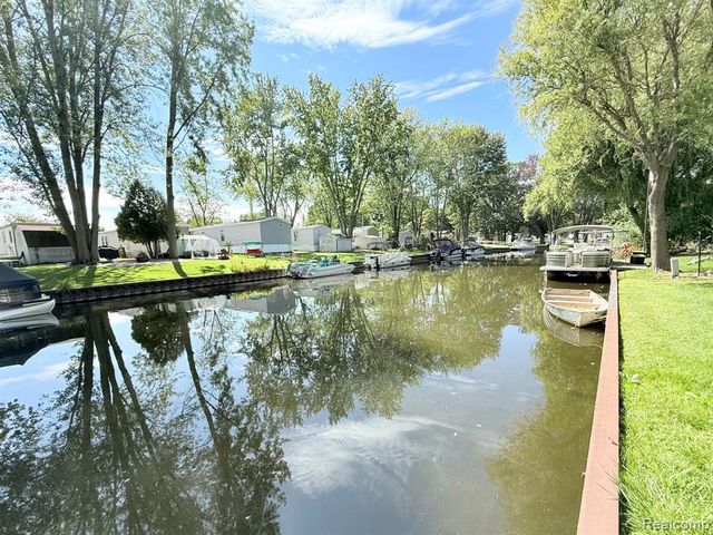 3026 Village Lane, Lot #63, Brooklyn, MI 49230