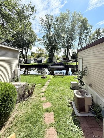 3026 Village Lane, Lot #63, Brooklyn, MI 49230