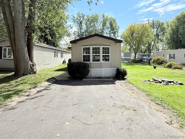 3026 Village Lane, Lot #63, Brooklyn, MI 49230