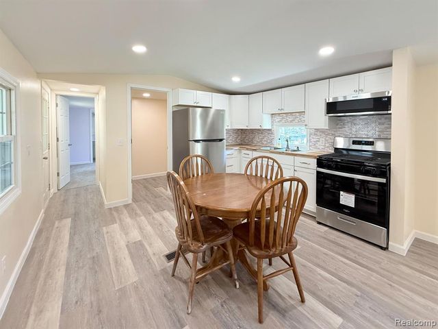 3026 Village Lane, Lot #63, Brooklyn, MI 49230