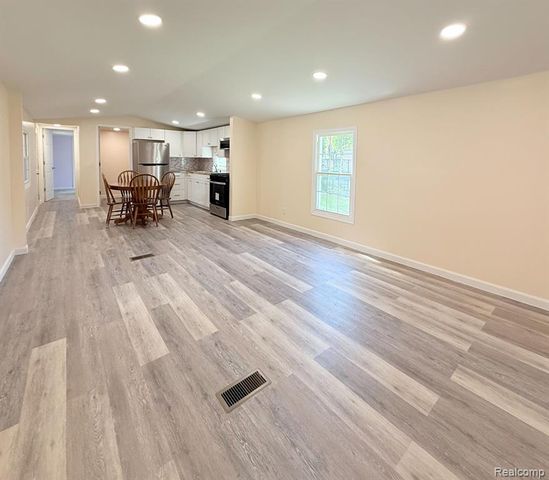 3026 Village Lane, Lot #63, Brooklyn, MI 49230