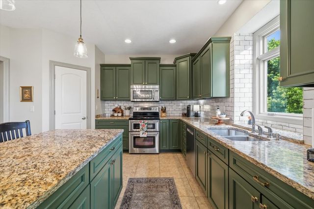 4107 SW Beechwood Street, Ankeny, IA 50023