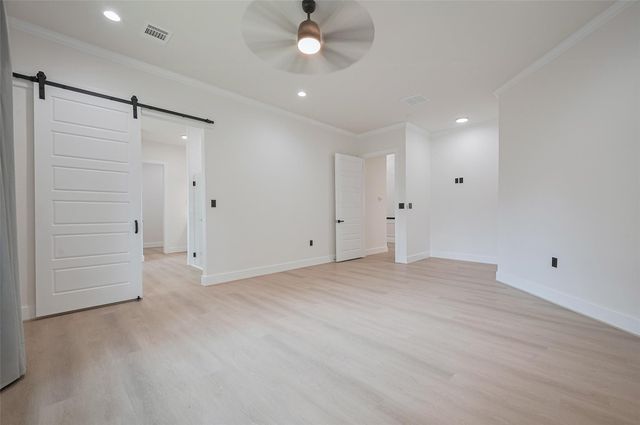 11706 Walden Road, Montgomery, TX 77356