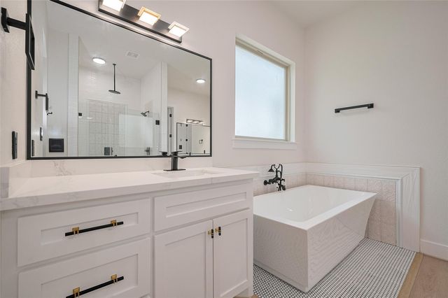 11706 Walden Road, Montgomery, TX 77356