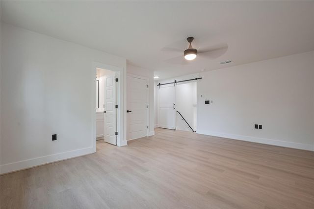 11706 Walden Road, Montgomery, TX 77356