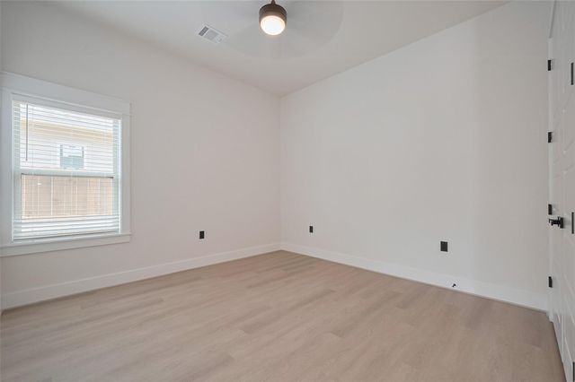 11706 Walden Road, Montgomery, TX 77356