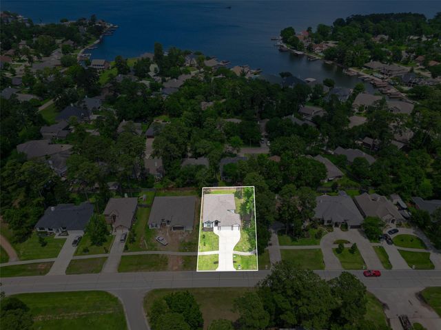 11706 Walden Road, Montgomery, TX 77356