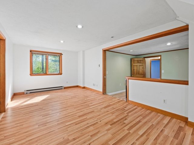 29 Bicentennial Way, Boxborough, MA 01719