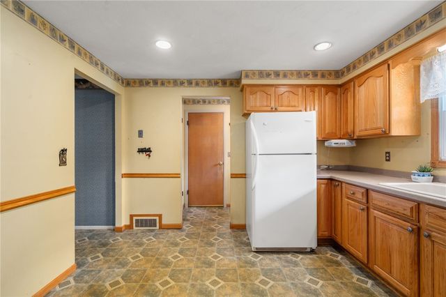63 Pine Crest Drive, Woonsocket, RI 02895